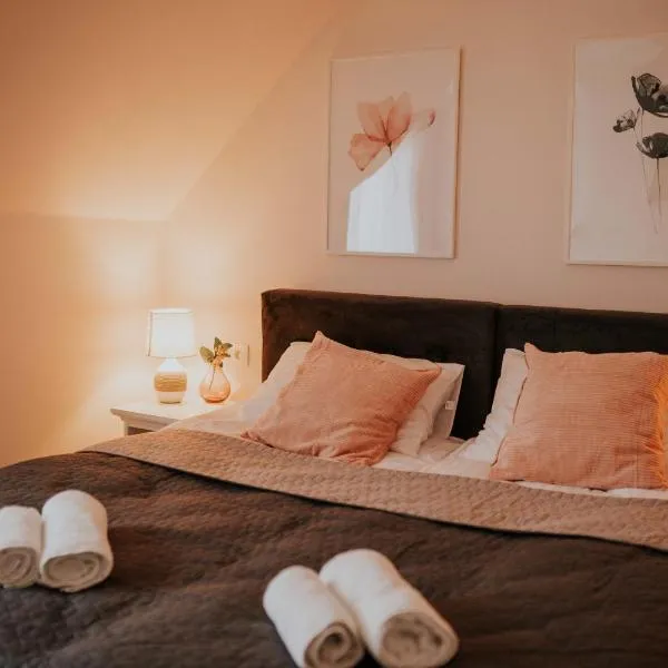 Villa Adele，位于波兰尼卡-兹德鲁伊的酒店