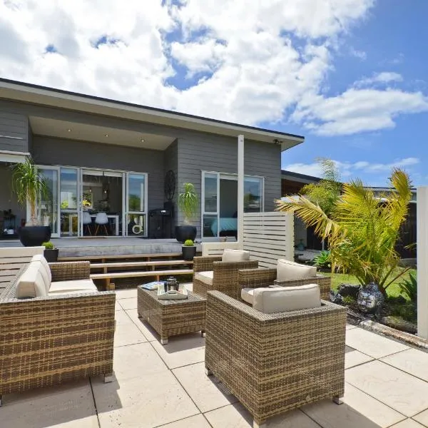 Little Pearl of Vista Verano - Mangawhai Home，位于芒阿法埃的酒店