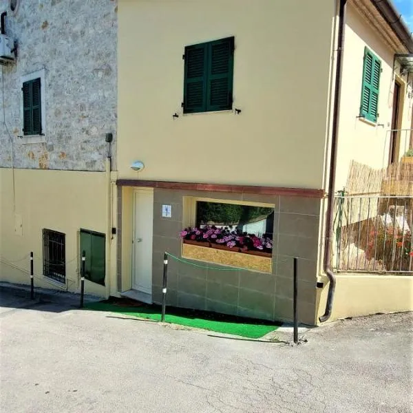 La lupinella Room，位于锡罗洛的酒店