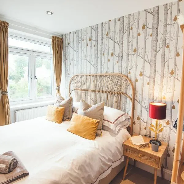 Waves - Duplex Apartment Stoke Fleming，位于Stoke Fleming的酒店