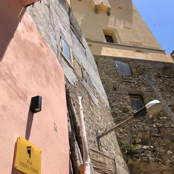 Mezza Torre B&B，位于普罗奇达的酒店