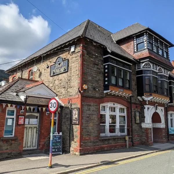 Cwmcarn Hotel & Bunkhouse，位于Cwmcarn的酒店