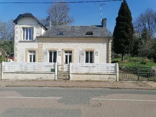 Maison sansonnette，位于Guérigny的酒店