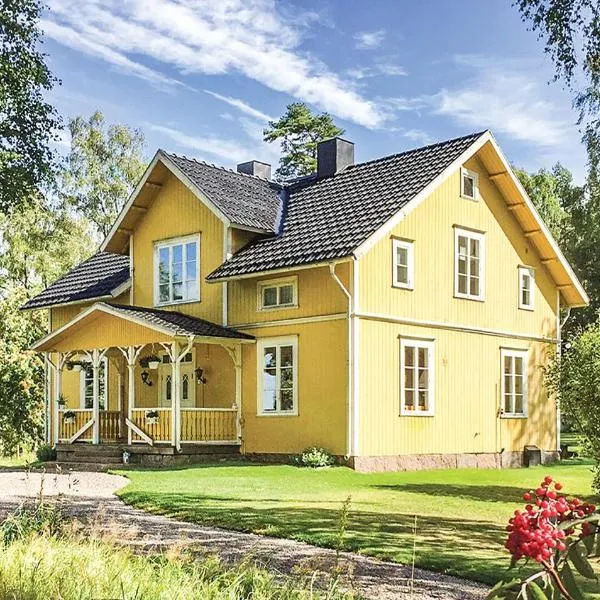 4 Bedroom Nice Home In Mullsjö，位于穆尔舍的酒店