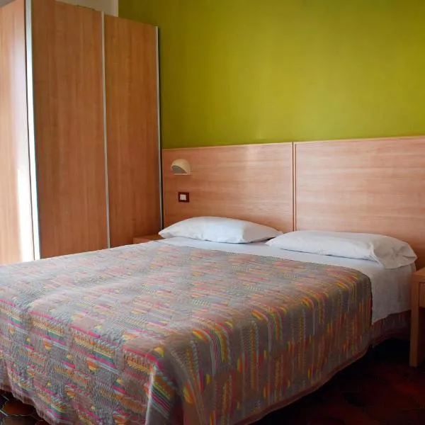 Hotel Gattuccio，位于切塞纳蒂科的酒店