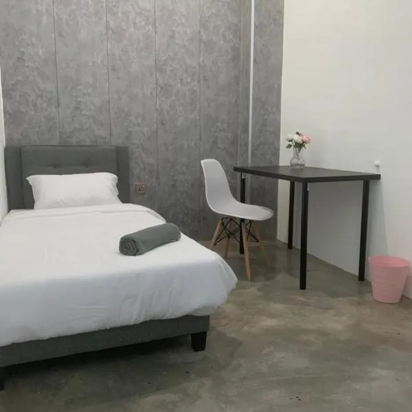 Mini Rest Room (Mini but 99% Full Equipped)，位于大山脚的酒店