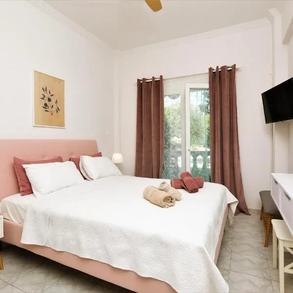 Terranova beach apartment -Rose，位于阿普索斯的酒店