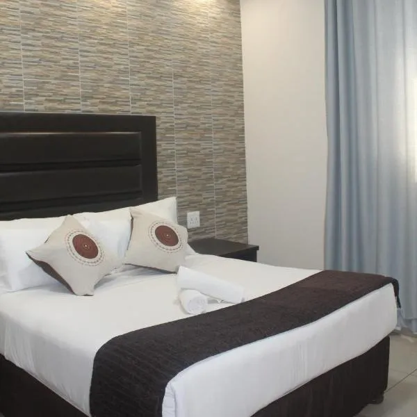 Bayside Hotel Empangeni，位于Heatonville的酒店