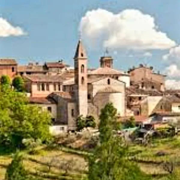 La casa di Elvira2，位于卡斯德尔诺沃贝拉登卡的酒店