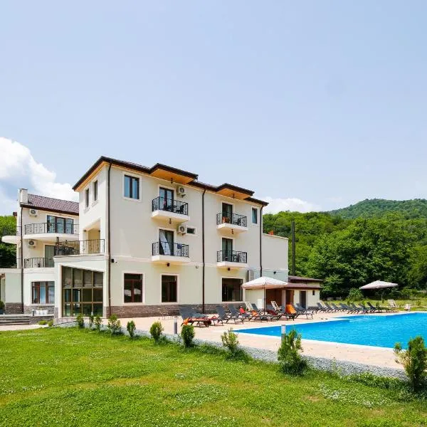 Sviana Resort，位于Birkiani的酒店