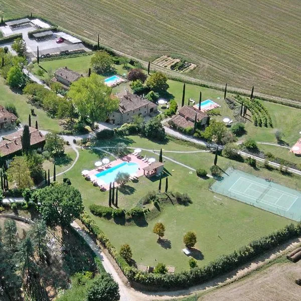 Monsignor Della Casa Country Resort & Spa，位于Santa Maria a Vezzano的酒店