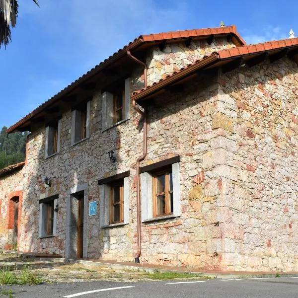 Casa Carmen y Mera，位于Ferroñes的酒店