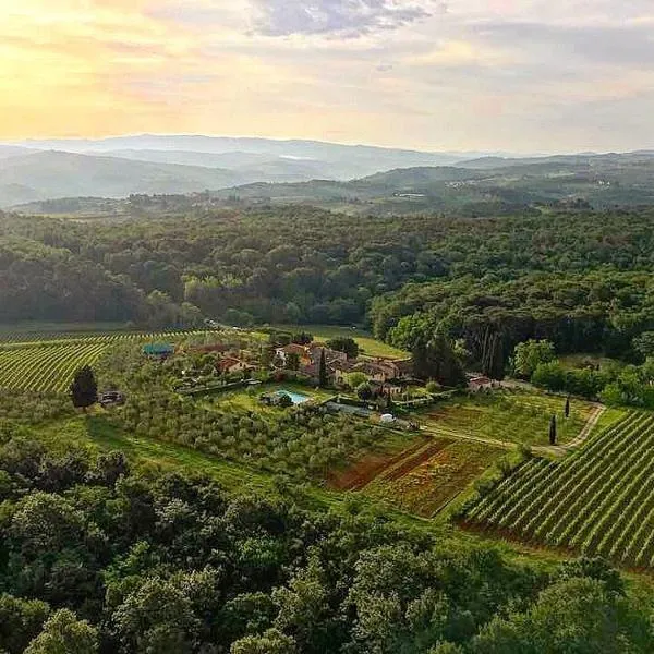 Podere I Laghi，位于佩萨河谷塔瓦内莱的酒店