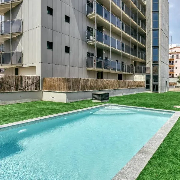 Rostella Apartment，位于罗萨斯的酒店