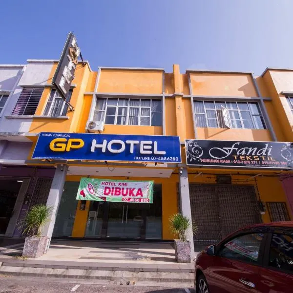 Golden Pearl Hotel Near Universiti Tun Hussein Onn Malaysia UTHM，位于Air Hitam的酒店