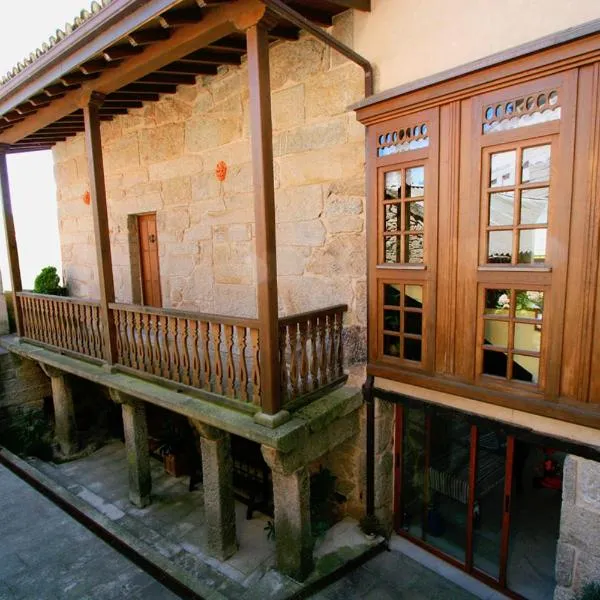 Casa Mañoso，位于Amoeiro的酒店