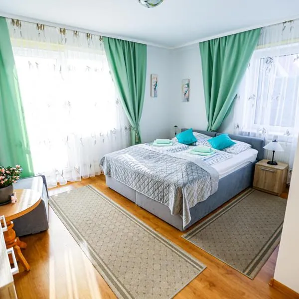 Villa Nadmorska Łeba Centrum，位于韦巴的酒店