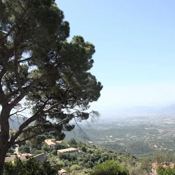 Montecolcau Panoramic view，位于包内伊的酒店