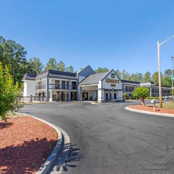 Quality Inn Walterboro，位于沃尔特伯勒的酒店