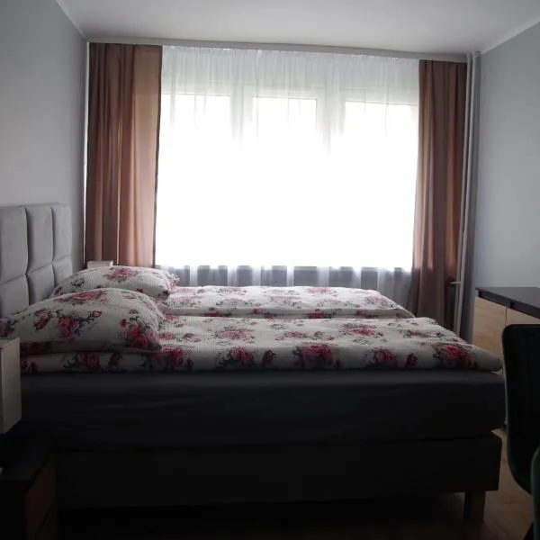 Apartament Cesarski，位于Zdbice的酒店
