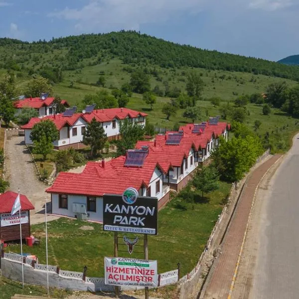 Kanyonpark Konaklama ve Restoran，位于Demirci的酒店