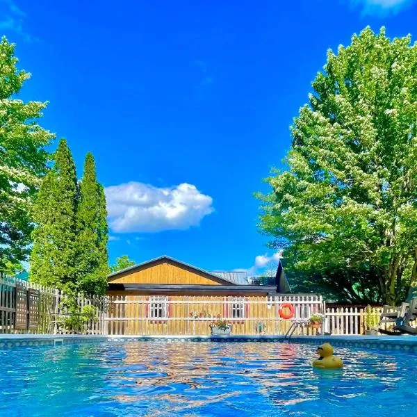 Camping Bomont，位于Henryville的酒店