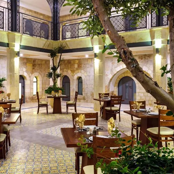 The Sephardic House Hotel in The Jewish Quarter，位于耶鲁沙拉伊姆的酒店