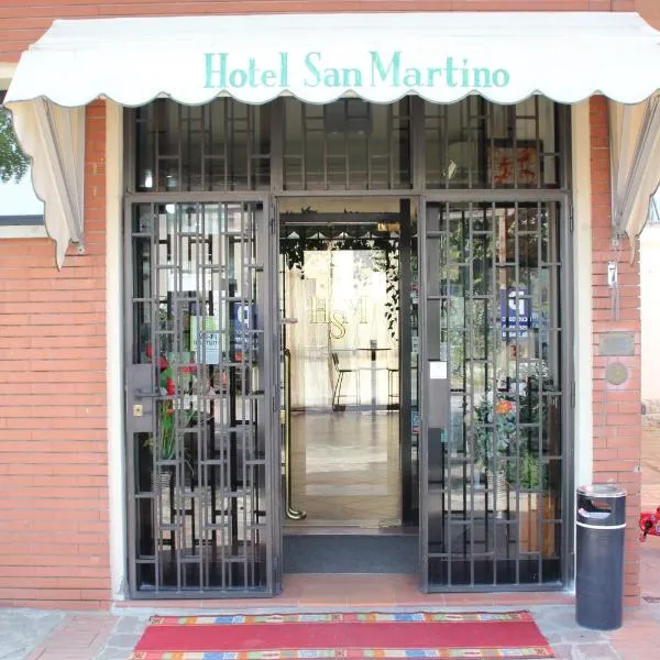 Nuovo Hotel San Martino，位于安佐拉德莱米拉的酒店