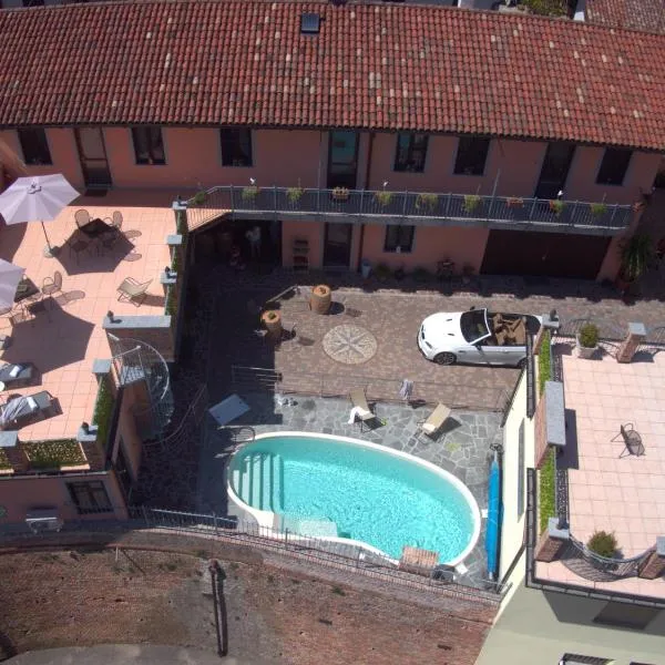 Rocche di Montexelo - Green Key Apartments & spa，位于Monticello d'Alba的酒店