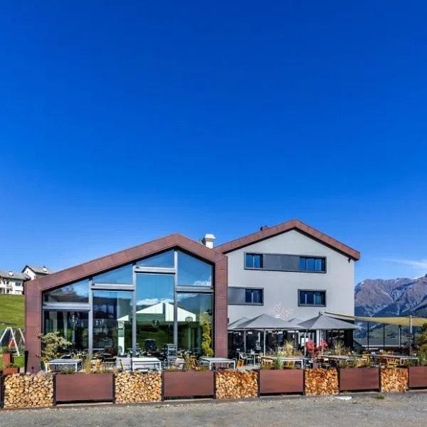 Boutique Hotel Pellas，位于Vella的酒店