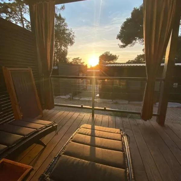Mobile home Dream , Camp Porton Biondi- Rovinj，位于罗维尼的酒店