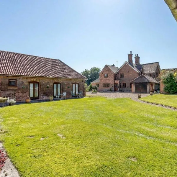 Holly Lodge Country Guest House，位于Blidworth的酒店