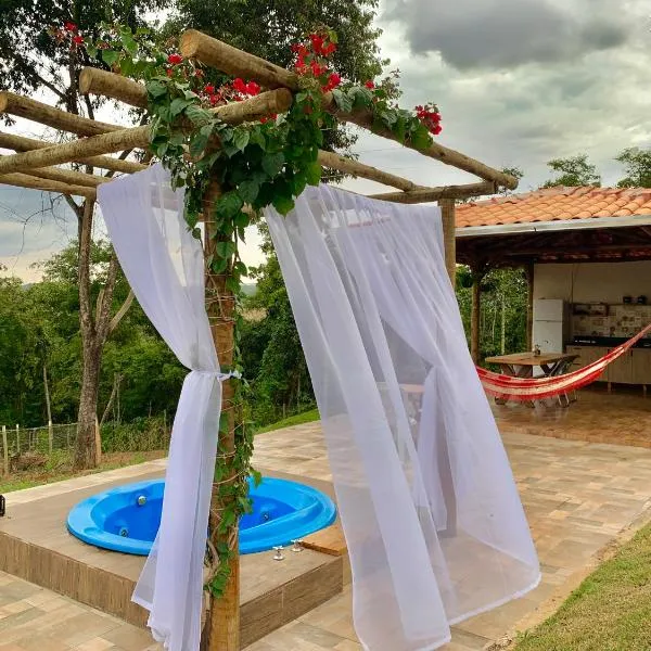 Suíte Vista do Lago - Casa de Temporada em Corumbá，位于阿巴迪亚尼亚的酒店