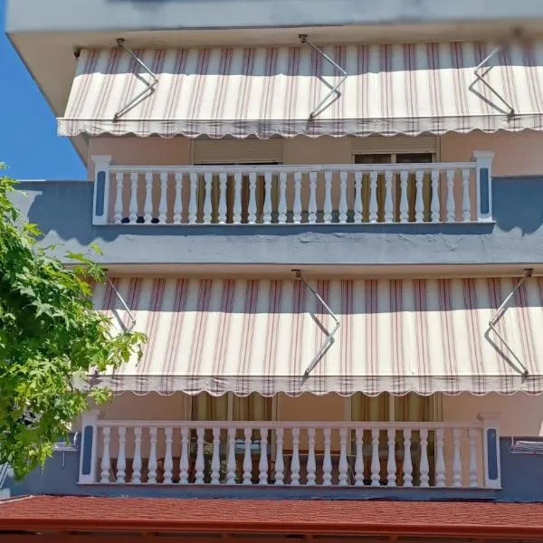 APARTMENTS HARIS，位于奥林匹亚基·阿克蒂的酒店