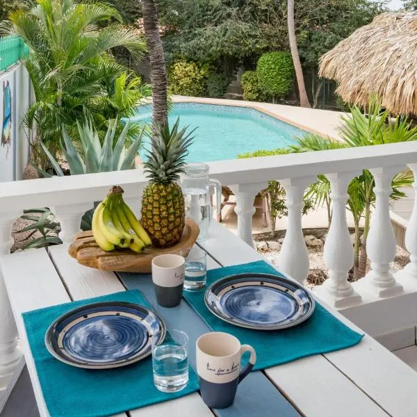 The Green Turtle Eco Lodge，位于威廉斯塔德的酒店