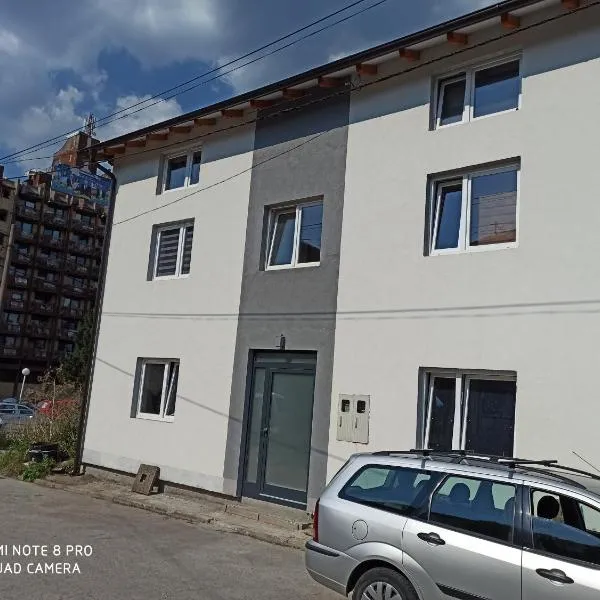 Apartmani Kula，位于图兹拉的酒店