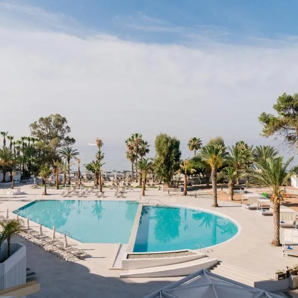 伊莱亚斯海滨酒店，位于总督海滩的酒店