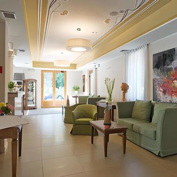 Cora Hotels Leon d'Oro，位于Carpaneto Piacentino的酒店