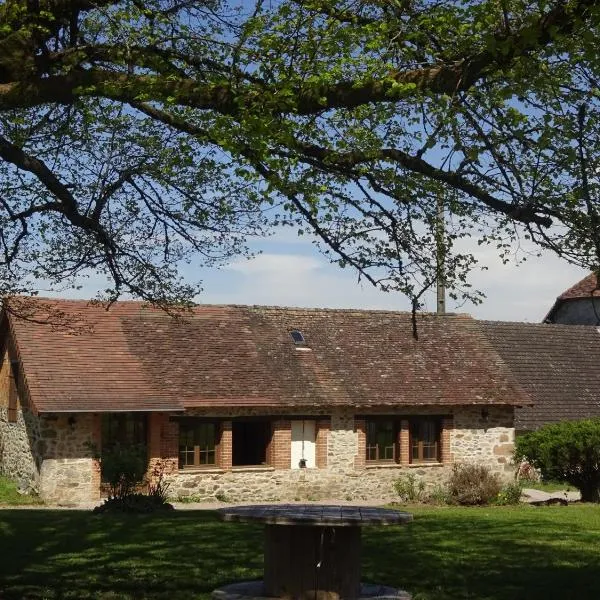 Maison de campagne en Limousin，位于Meuzac的酒店