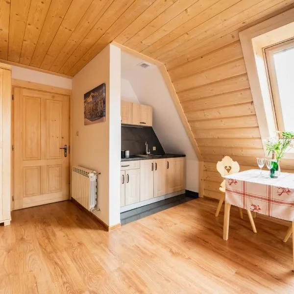 Pokoje Gościnne Pod Łosiówkami，位于波罗宁的酒店