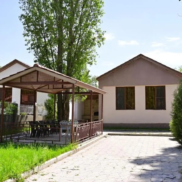 Sevan Comfortable Cottages by SeaSide，位于Drakhtik的酒店