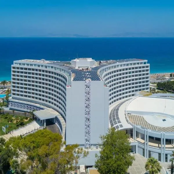 Akti Imperial Deluxe Resort & Spa Dolce by Wyndham，位于依克希亚的酒店