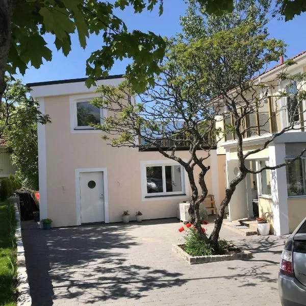 Holiday Home in Strömstad，位于Lur的酒店