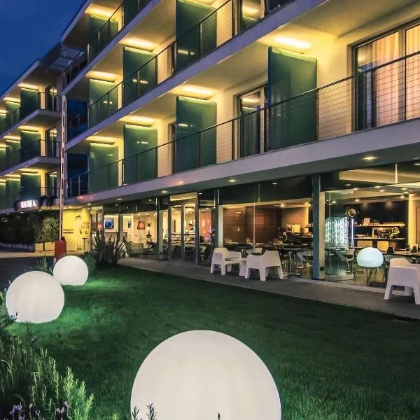 Hotel Viareggio，位于科萨尼科-巴格奇亚的酒店