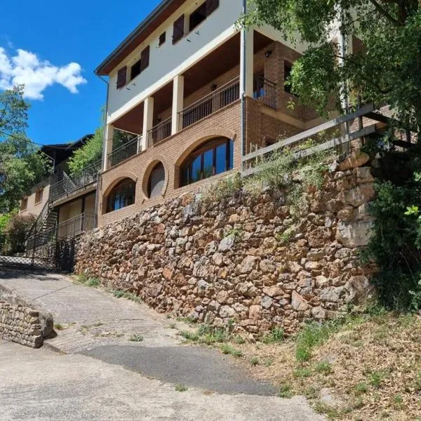 Casa Teresina，位于La Pobleta de Bellvei的酒店