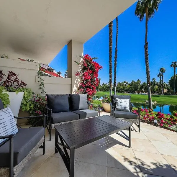Palm Valley Full Access to Golf, Tennis, and Pickle Ball- Luxury 3 King Beds 3 Full Baths，位于棕榈荒漠的酒店