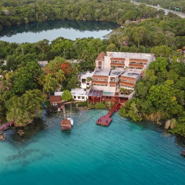 Hotel Amainah Bacalar Adults Only，位于巴卡拉尔的酒店