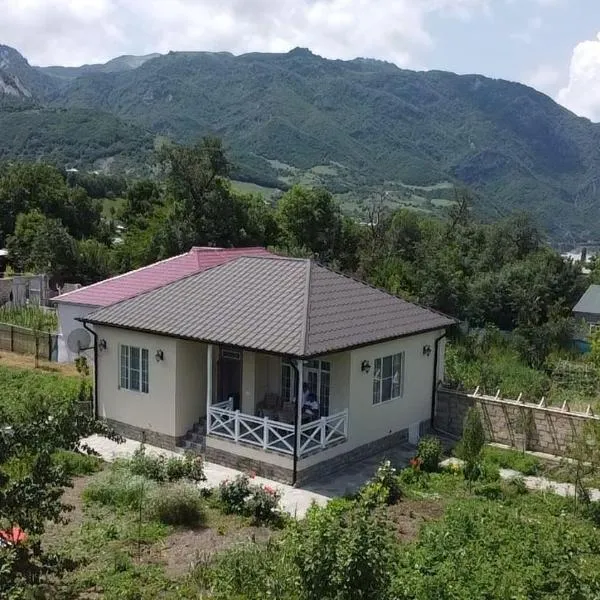 Abbasov's guest house-In Lahij，位于Avaxıl的酒店