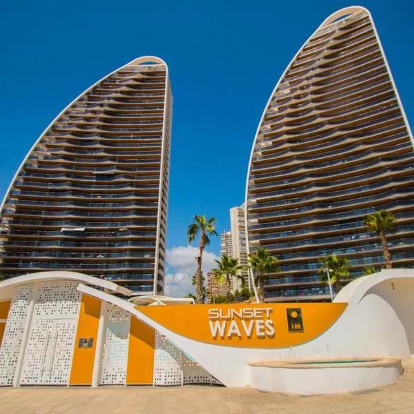 Waves apartment - relax in Costa Blanca，位于贝尼多姆的酒店
