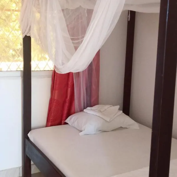 MUNDO GUEST & STUDIO APARTMENTS, MTWAPA,mombasa，位于姆特瓦帕的酒店